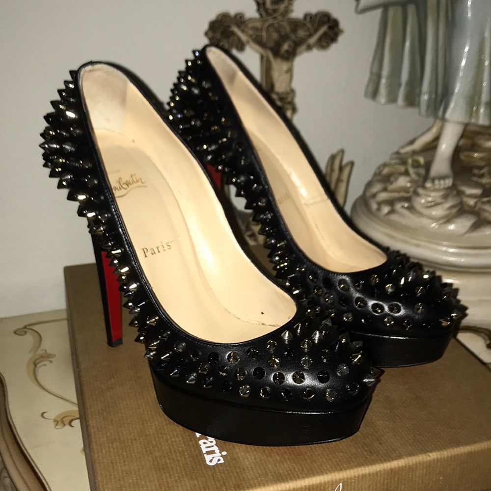 LOUBOUTIN BIANA SPIKES